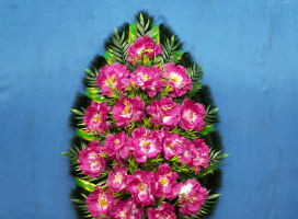 Венки Эконом из искусственных цветов высотой 70 см